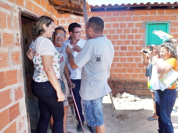 Prata do Piauí recebe à visita da candidata a deputada estadual Janaínna Marques - Imagem 39