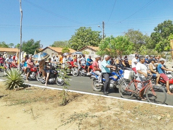 Prata do Piauí recebe à visita da candidata a deputada estadual Janaínna Marques - Imagem 13