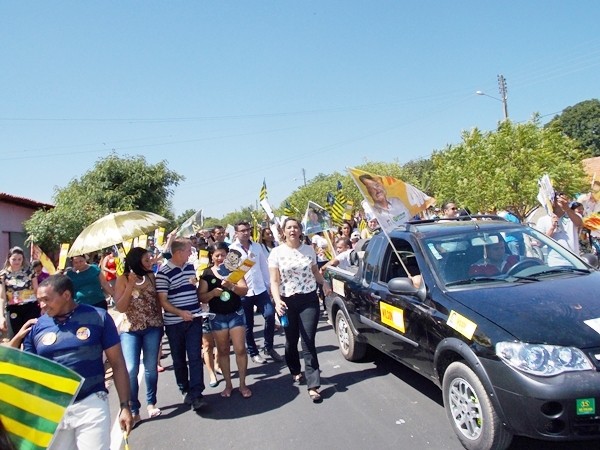 Prata do Piauí recebe à visita da candidata a deputada estadual Janaínna Marques - Imagem 35