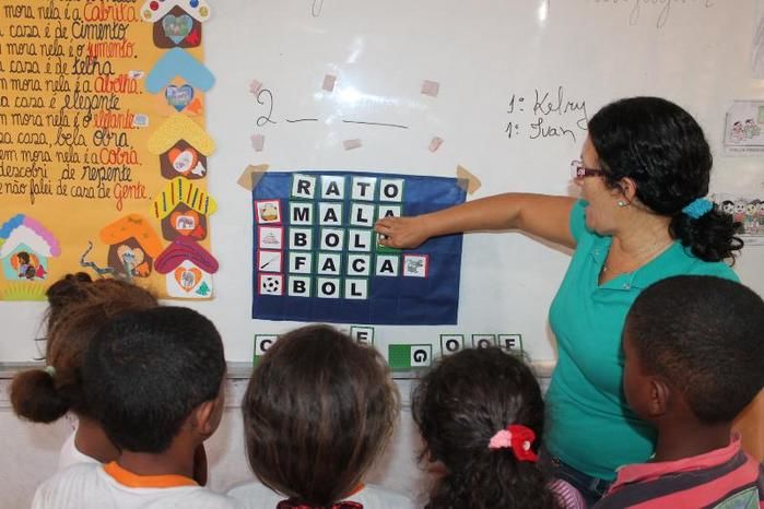 Escola Água Branca é contemplada com o projeto ”Alfaletrando com a Música” - Imagem 3