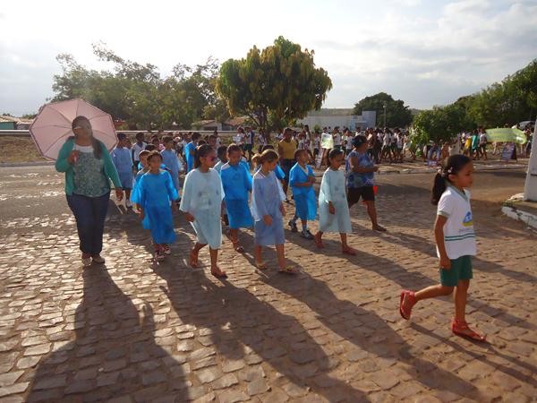 Alunos Realizaram Caminhada Cívica  - Imagem 28