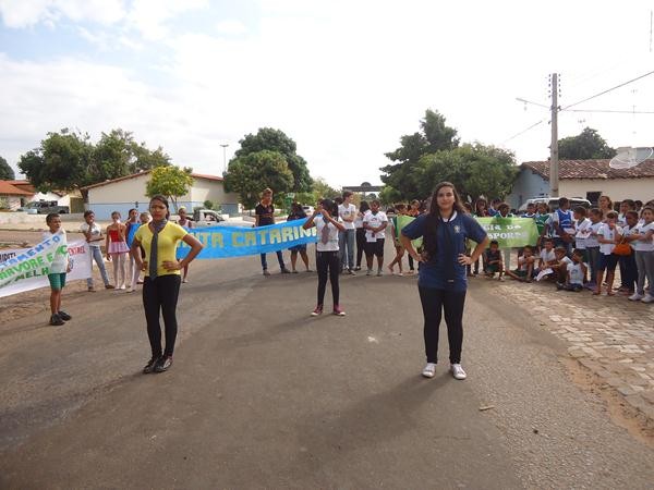 Alunos Realizaram Caminhada Cívica  - Imagem 118