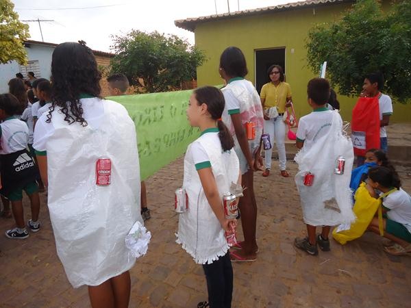 Alunos Realizaram Caminhada Cívica  - Imagem 11