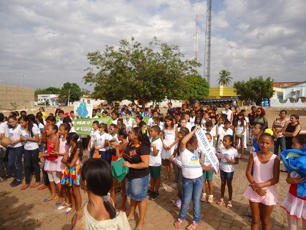 Alunos Realizaram Caminhada Cívica  - Imagem 95