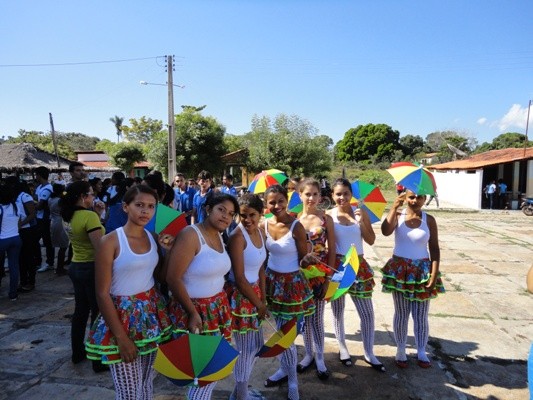 Prefeito e autoridades participam do desfile de 7 de setembro  - Imagem 38