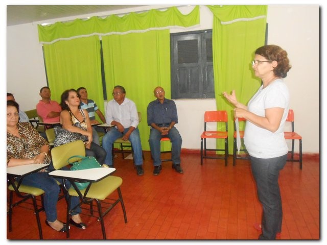 Pedreiros são diplomados em Inhuma, entrega de certificados - Imagem 4