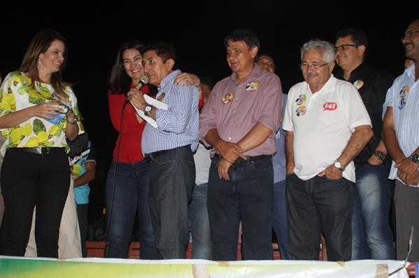 Coligação com a “Força do Povo” faz caminhada em Ipiranga do Piauí - Imagem 41
