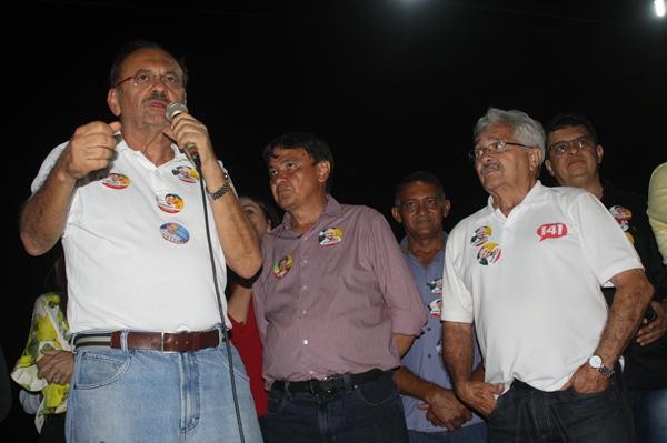 Coligação com a “Força do Povo” faz caminhada em Ipiranga do Piauí - Imagem 38