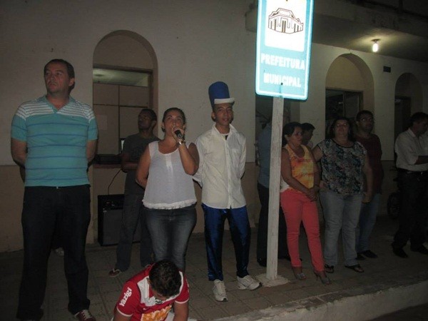 UESM realiza desfile cívico com o tema: “50 anos de educação de qualidade transformando vidas” - Imagem 53