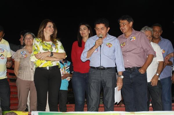 Coligação com a “Força do Povo” faz caminhada em Ipiranga do Piauí - Imagem 39