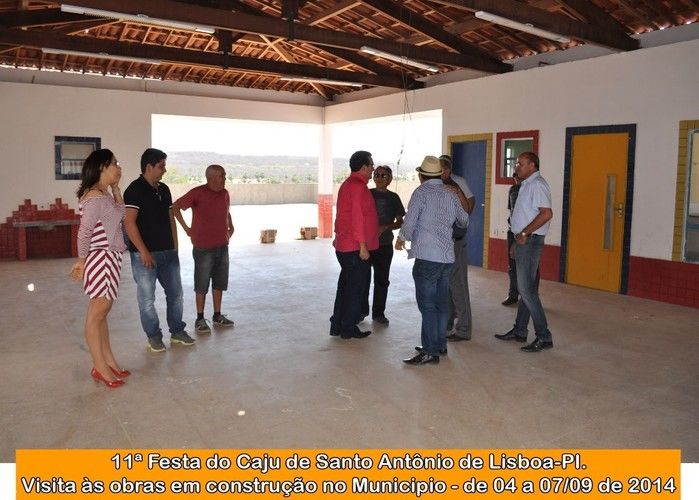 Prefeito e comitiva visitam obras pela cidade - Imagem 3