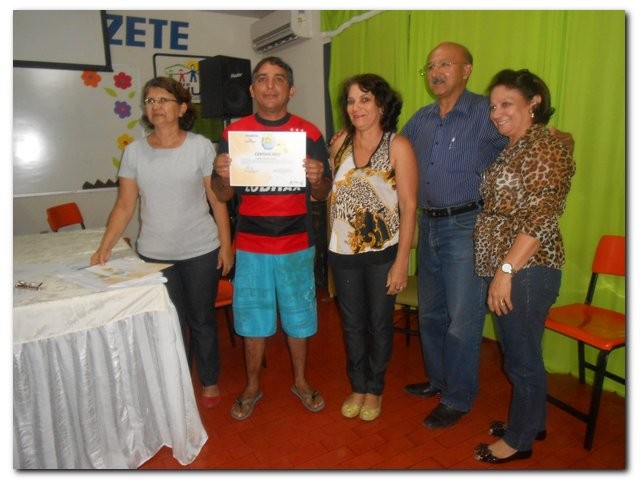 Pedreiros são diplomados em Inhuma, entrega de certificados - Imagem 21