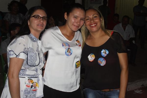 Coligação com a “Força do Povo” faz caminhada em Ipiranga do Piauí - Imagem 51