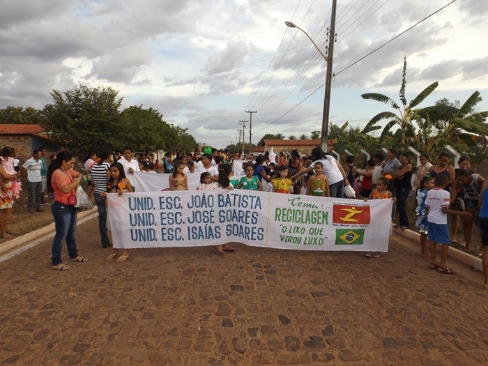 Desfile Cívico das Escolas Municipais em comemoração ao dia 7 de setembro em Nossa Sra. De Nazaré - Imagem 2