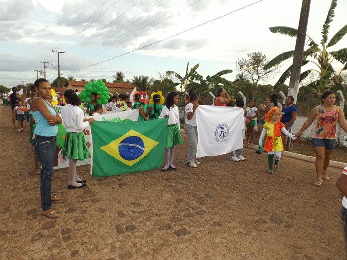 Desfile Cívico das Escolas Municipais em comemoração ao dia 7 de setembro em Nossa Sra. De Nazaré - Imagem 16