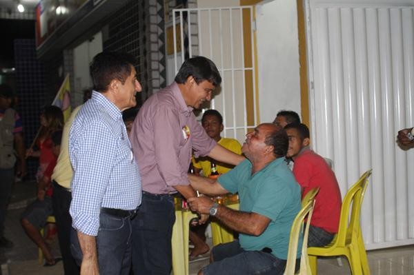 Coligação com a “Força do Povo” faz caminhada em Ipiranga do Piauí - Imagem 31