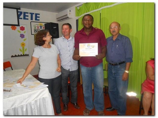 Pedreiros são diplomados em Inhuma, entrega de certificados - Imagem 39
