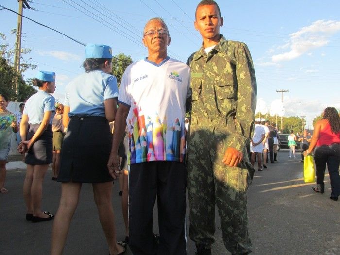 Rede de Ensino Estadual e Municipal leva 1.326 Alunos para desfilar no 7 de Setembro em Agricolândia - Imagem 39