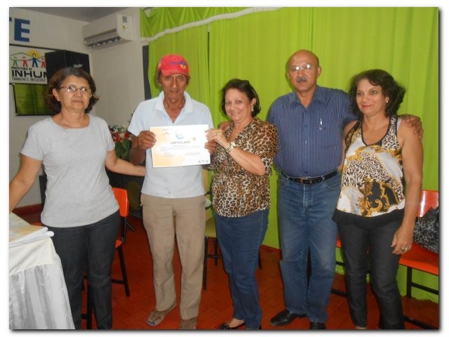 Pedreiros são diplomados em Inhuma, entrega de certificados - Imagem 16