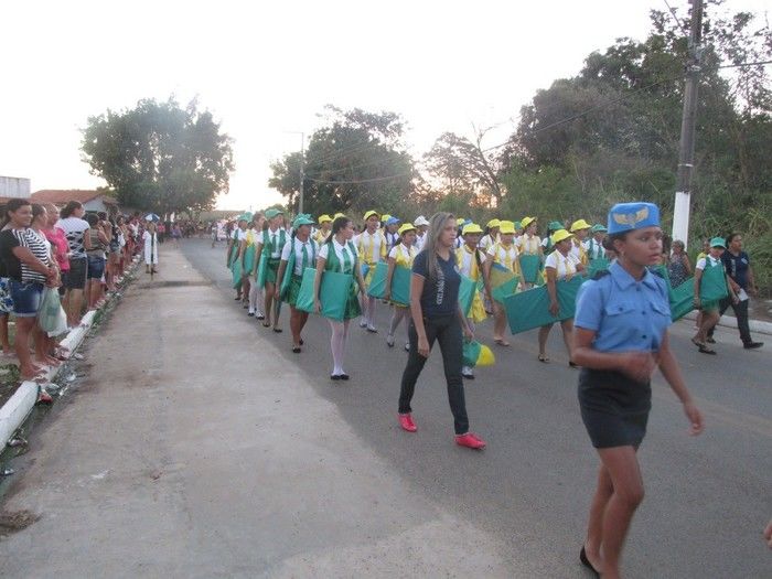 Rede de Ensino Estadual e Municipal leva 1.326 Alunos para desfilar no 7 de Setembro em Agricolândia - Imagem 66