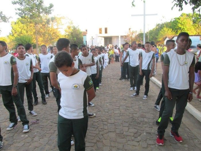 Rede de Ensino Estadual e Municipal leva 1.326 Alunos para desfilar no 7 de Setembro em Agricolândia - Imagem 49