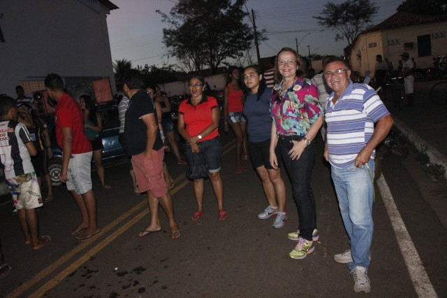 Milhares de alunos participaram do desfile dos 7 de setembro no município  - Imagem 110