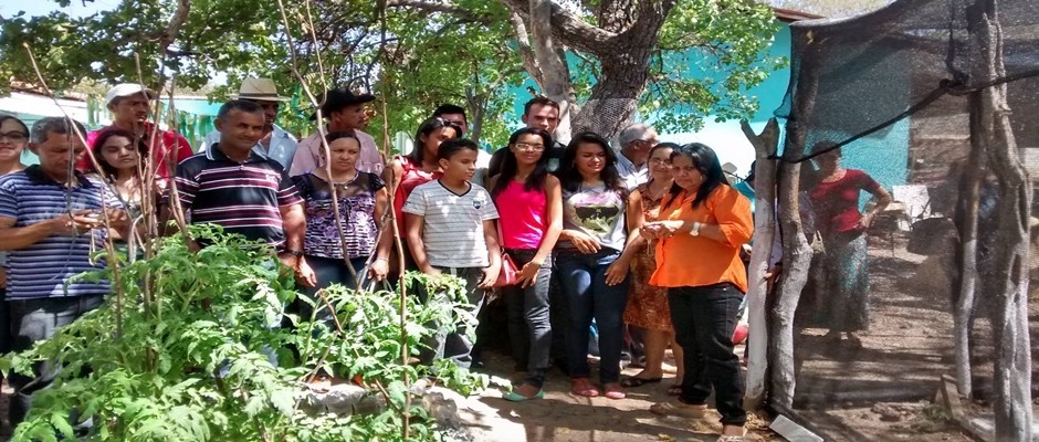 Escola Municipal Liberato Vieira Recebe Visitantes de Novo Oriente