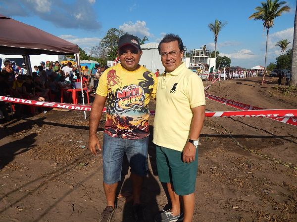 Autoridades marcam presença no 3º Angico Moto Show - Imagem 2