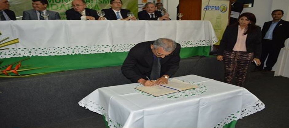 Prefeito Agamenon Franco toma posse como secretário geral na nova diretoria da APPM
