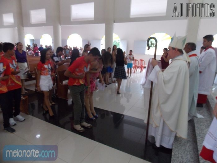 Jovens Receberam o Sacramento da Crisma  - Imagem 3