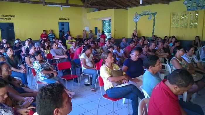 Prefeito debate com a classe de professores e profissionais da educação a crise financeira  que afeta a educação  - Imagem 5