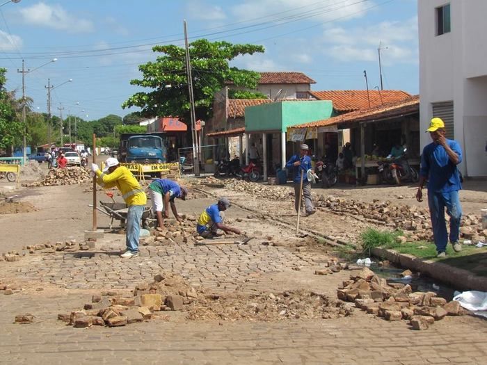 Prefeitura de Barras recupera calçamento no centro da cidade - Imagem 4