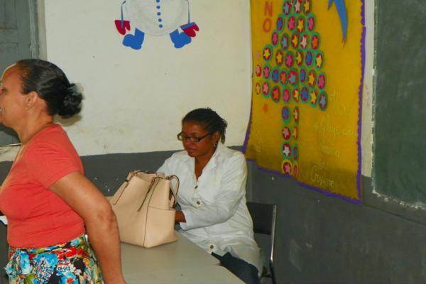 Profissionais de Saúde de Amarante, ministram palestra para portadores de doenças crônicas ,com direito à aquecimento físico - Imagem 3