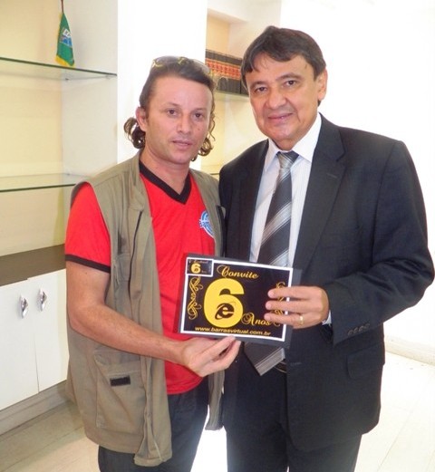 Francisco Sobrinho entrega convite dos 6 anos do portal Barras Virtual - Imagem 8