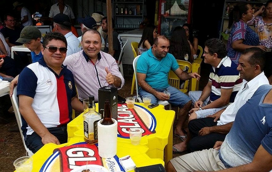 Raimundo Nonato à convite do Ex-Prefeito Dr. Valdir participa do festejo de São Sebastião em Uruçuí