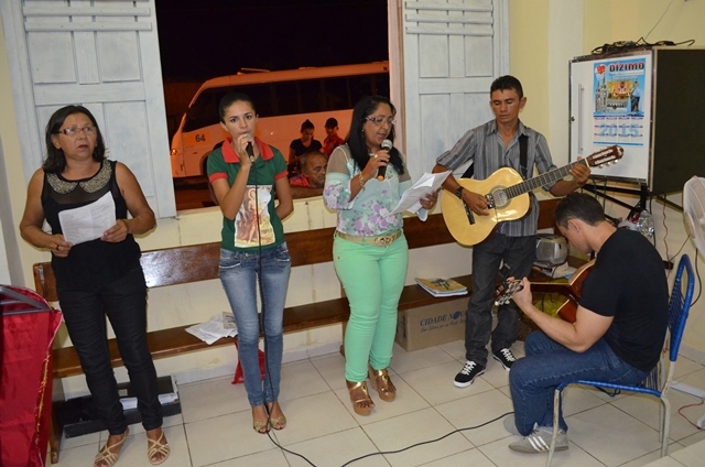 Católicos celebram a missa solene do santo padroeiro de Vera Mendes. - Imagem 24