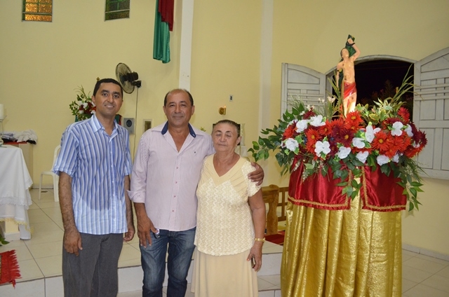 Católicos celebram a missa solene do santo padroeiro de Vera Mendes. - Imagem 46