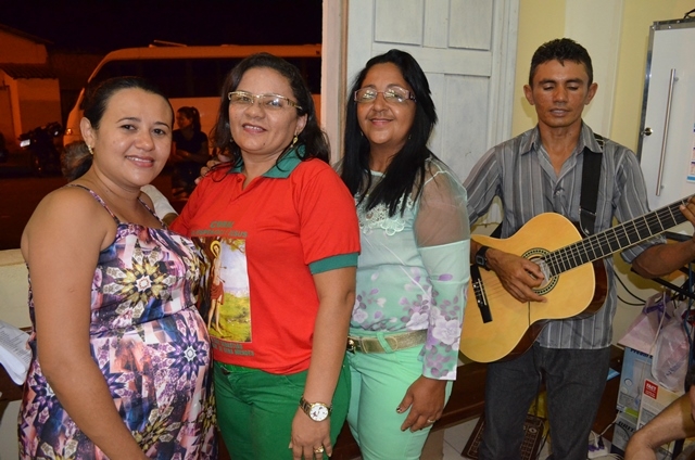 Católicos celebram a missa solene do santo padroeiro de Vera Mendes. - Imagem 39