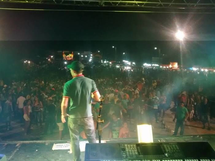 Keltinho e Farra de Play Faz grande Show em praça pública na Cidade de Lagoinha - Imagem 4