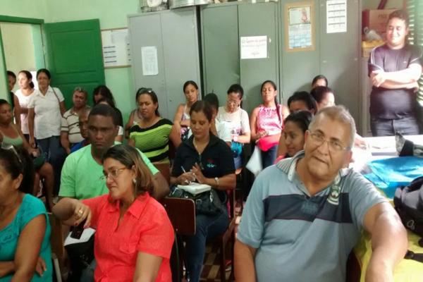 Prefeito Luiz Neto se reúne com diretores de escolas na manhã de hoje(22) - Imagem 5