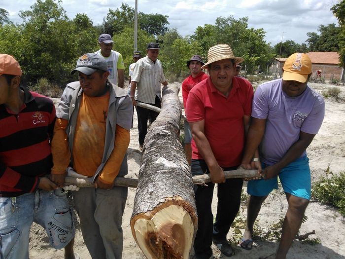 Prefeito Zé Resende faz mutirão para implantar sistema de abastecimento d'água   - Imagem 38