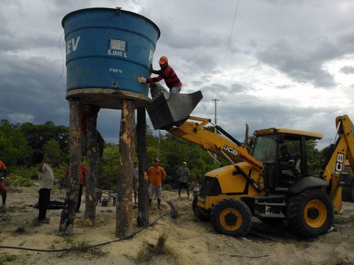 Prefeito Zé Resende faz mutirão para implantar sistema de abastecimento d'água   - Imagem 21