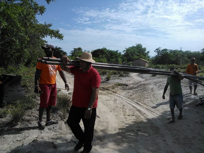 Prefeito Zé Resende faz mutirão para implantar sistema de abastecimento d'água   - Imagem 12