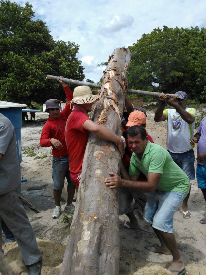 Prefeito Zé Resende faz mutirão para implantar sistema de abastecimento d'água   - Imagem 36