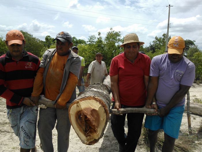 Prefeito Zé Resende faz mutirão para implantar sistema de abastecimento d'água   - Imagem 40