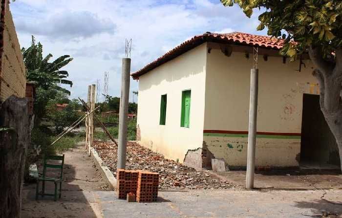 Prefeitura reforma escolas para início do período letivo 2015 em São João do Arraial - Imagem 7