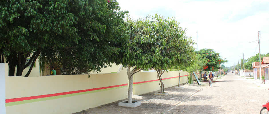 Prefeitura reforma escolas para início do período letivo 2015 em São João do Arraial