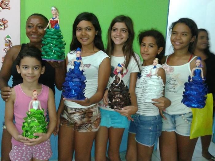 Oficinas de Artes – Secretaria de Assistência Social e Cidadania oferece curso de bonecas decorativas. - Imagem 10
