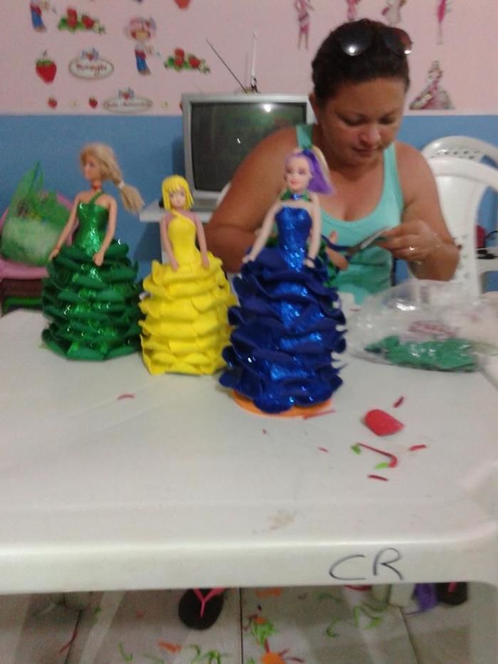 Oficinas de Artes – Secretaria de Assistência Social e Cidadania oferece curso de bonecas decorativas. - Imagem 15
