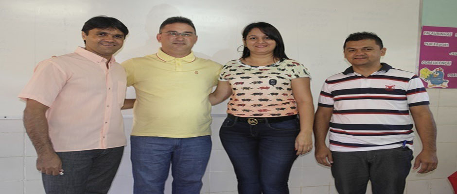 Secretário Municipal  de Educação faz balanço das ações de 2014